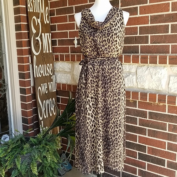 MSK Dresses & Skirts - MSK Leopard Midi Dress